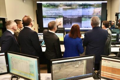 ¿Con quién mejor que con los hermanos rusos?