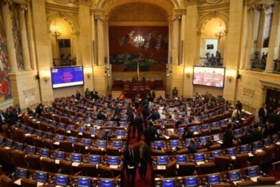 Debate sobre derechos laborales y llamado a paro nacional en Colombia