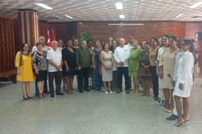 Reconocen a trabajadores destacados de la ONAT