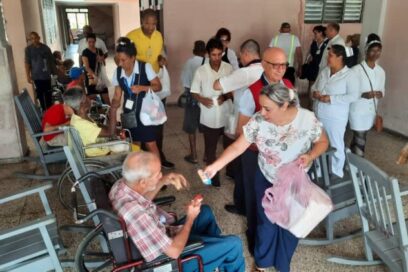 Aeropuerto de Varadero aterriza en el alma de más vulnerables