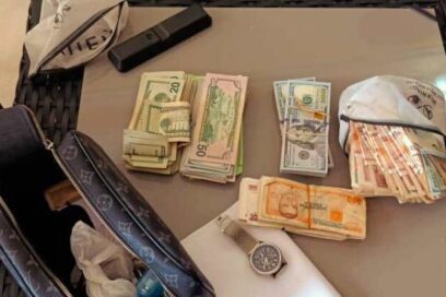 A Waitress in Varadero Found a Bag Containing More than $30,000