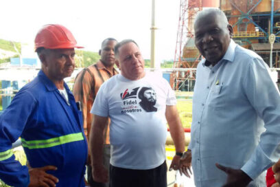 Intercambió Esteban Lazo con trabajadores de la CTE Guiteras