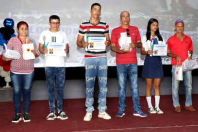 Maestros «inyectarán» cobertura docente