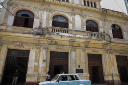 Las torceduras de un palacio
