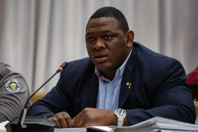 El Inder llegó al Parlamento y Mijaín denunció la negativa de visas