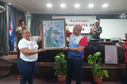 Se reunió en Mayabeque nuevo presidente de Comisión de la CTC
