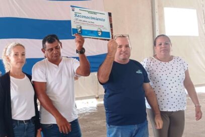 Distinguen a colectivo de Salinera Las Tunas