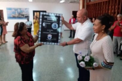 Homenaje a la Revolución dentro de la Revolución (+video)