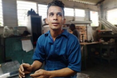 Endy y su “corazón” marmolero