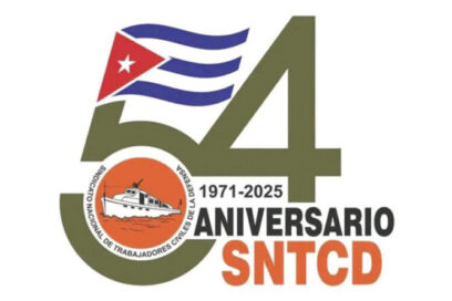 Felicita CTC a los trabajadores civiles de la defensa