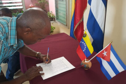 Firmas de solidaridad en Camagüey