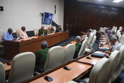 Díaz-Canel: Trabajar con responsabilidad, detalle, compromiso y efectividad ante la proximidad de Melissa