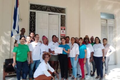 Reciben colectivos santiagueros reconocimiento 30 Aniversario del Sindicato de Hotelería y Turismo