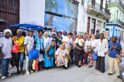 Quisicuaba reafirma atención a adultos mayores