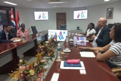 Sostiene Miguel Colina encuentro con asesor del Primer Ministro de Eslovaquia