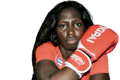 Yakelín Estornell: ¿Profesión? ¡Mujer!