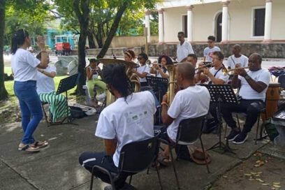 Jornada por la Cultura Cubana: Acicate de identidad y simbolismo