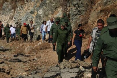 Presidente cubano continúa recorrido por zonas afectadas en el oriente del país