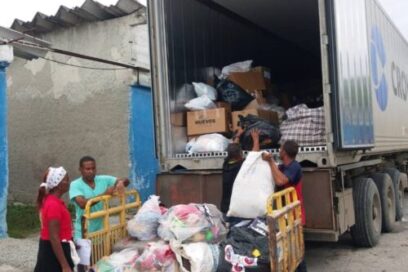 El primer contenedor con el amor de Cuba