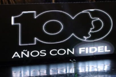 Regresa Fidel a la escalinata de la Universidad de La Habana