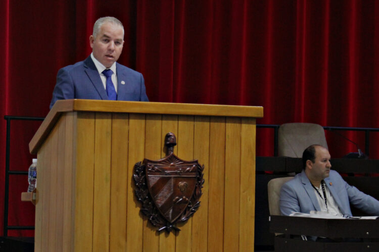 Vladimir Regueiro Ale, ministro de Finanzas y Precios. Foto: Heriberto González Brito