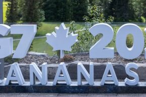 OIT insta a adoptar medidas audaces para empoderar a la juventud ante el futuro del trabajo