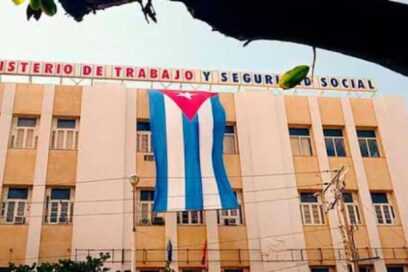 Tratamiento laboral y salarial para días de conmemoración nacional y feriados