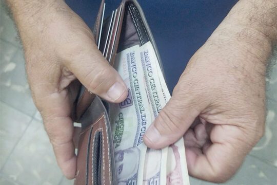 Hice mi trabajo, paga lo que debes