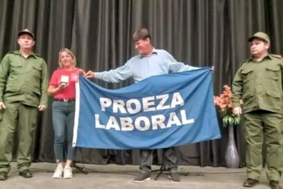 Condecorados avileños del sector eléctrico