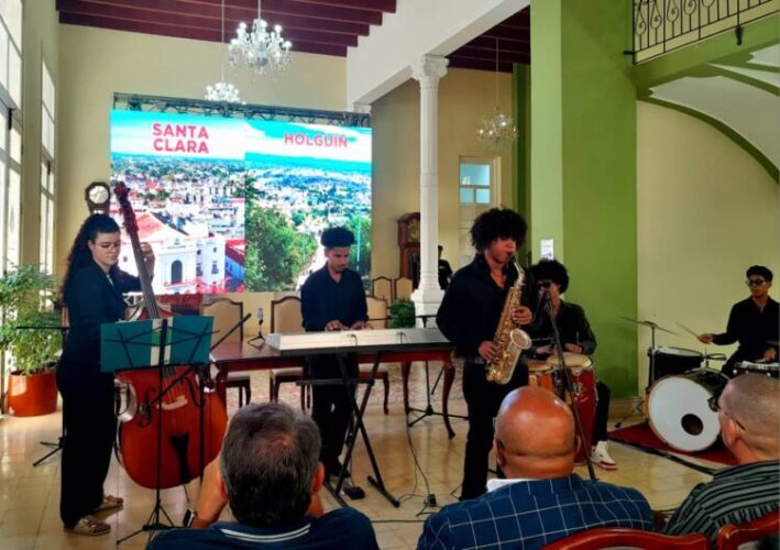 El Festival Jazz Plaza pretende ser un megaevento en Holguín. Foto: Lianne Fonseca.