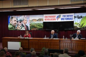 Comienzan Plenos Extraordinarios de los Comités Provinciales del Partido