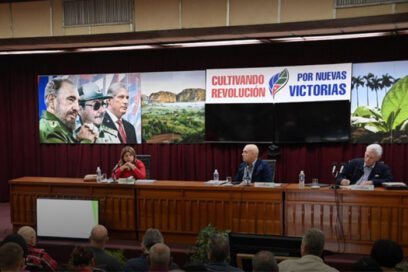 Comienzan Plenos Extraordinarios de los Comités Provinciales del Partido