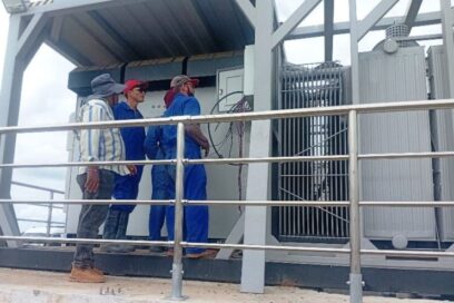 Sincronizan con el SEN cinco inversores de parque solar en Las Tunas