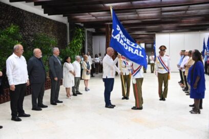 Homenaje a un universo heroico de Cuba