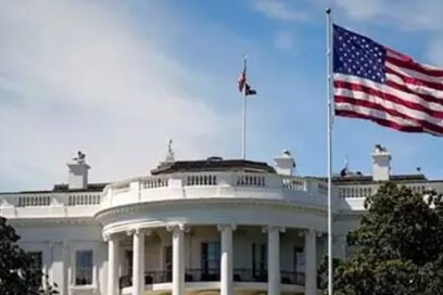 El imperio mitómano al borde del abismo