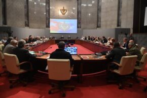 Convoca Presidente cubano a implementar transformaciones necesarias al modelo económico y social