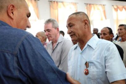 El movimiento sindical honra méritos laborales