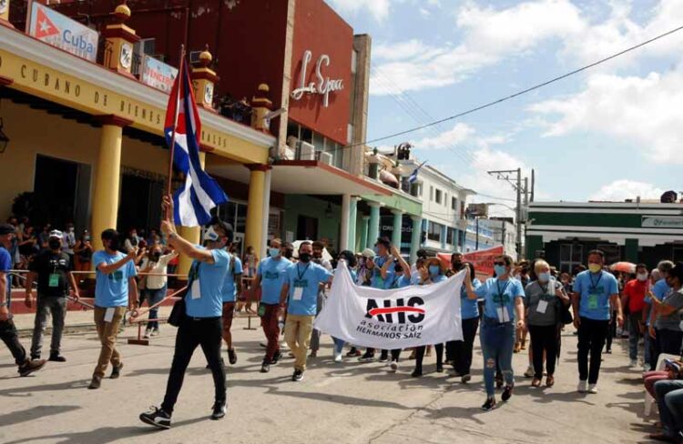 Las Romerías de Mayo representan, sin duda, un encuentro anual insustituible que fortalece los lazos entre artistas y público. Foto: Periódico Ahora.