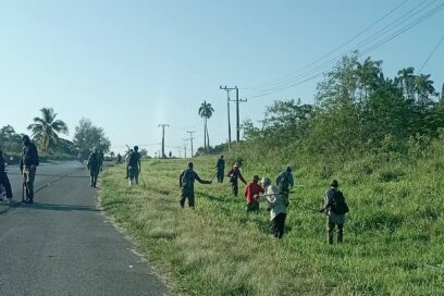 Labores de mantenimiento en matancero  corredor turístico