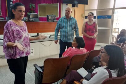 Jóvenes juristas abogan por la paz sin tutelaje