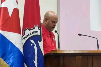 Se impone tratar con espíritu crítico la situación del salario