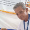 La miel en las manos de un innovador