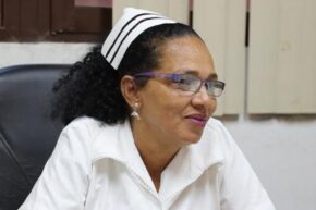 RETRATOS: Liuva; enfermera, delegada, diputada