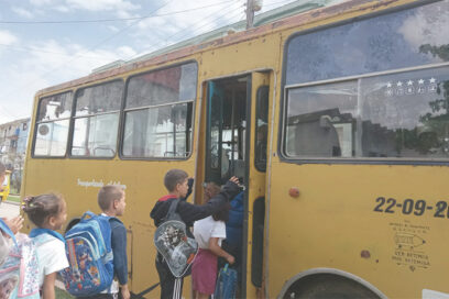 Transporte Escolar Artemisa: ¿Parados?, nada de eso