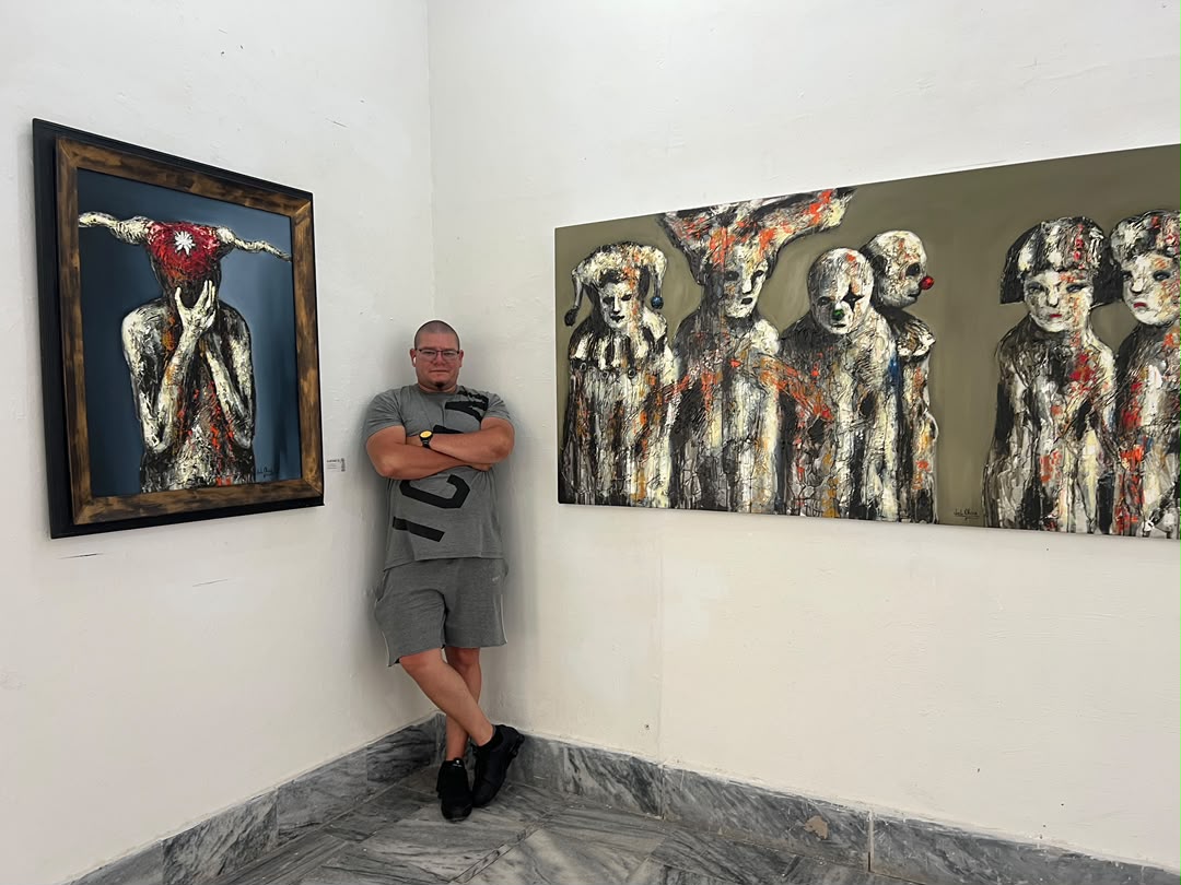 Oliva ha forjado su obra artística en un constante proceso de exploración y búsqueda personal. Foto: Juder Laffita. Artevideo producción.