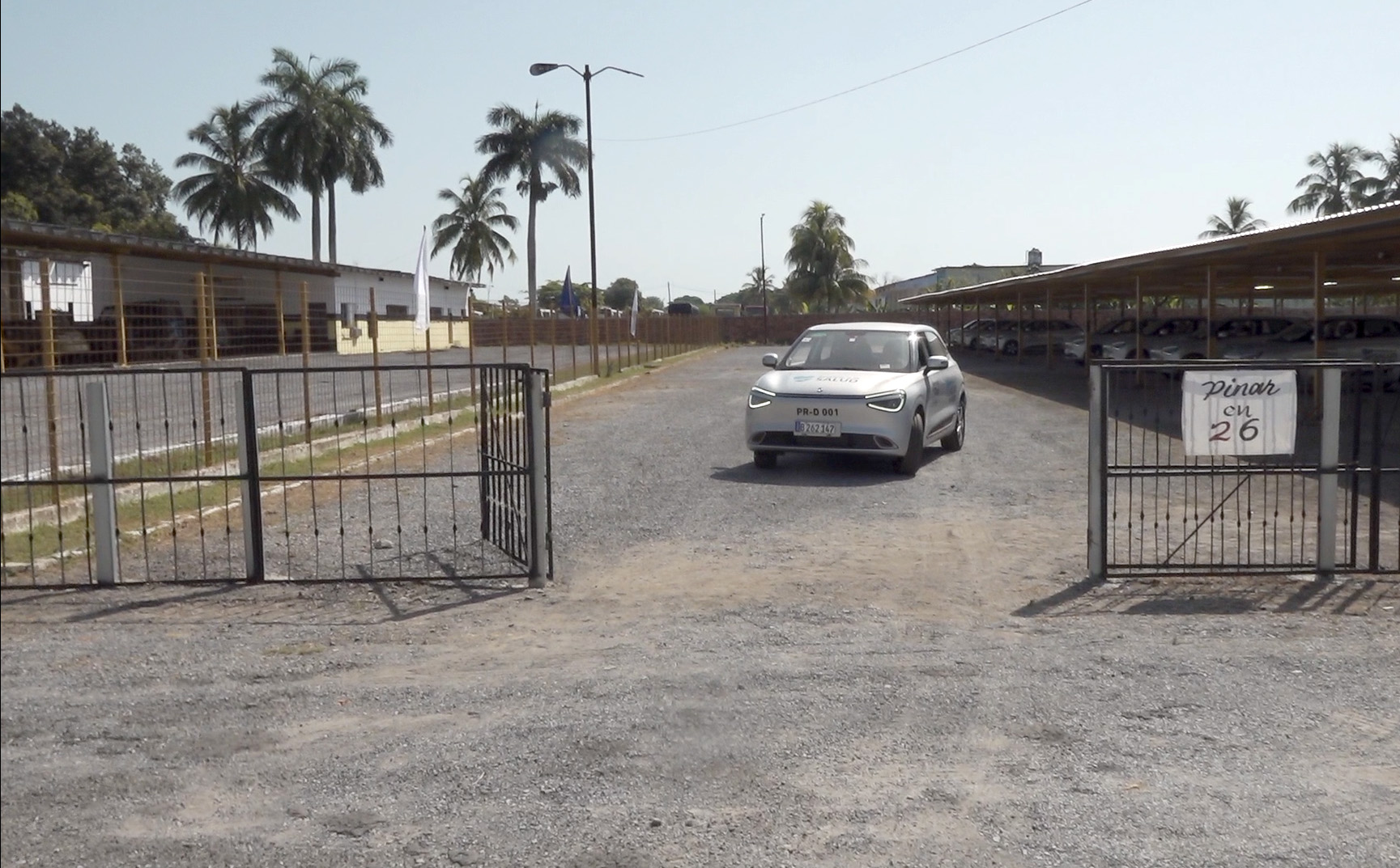 : Ya están creadas las condiciones en la estación de carga para poner en funcionamiento la nueva flota de vehículos. (Fotos de Pedro Paredes Hernández)