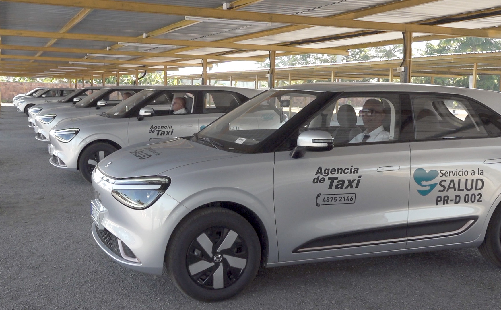 Reforzarán servicio de transportación a pacientes que reciben hemodiálisis con 10 vehículos eléctricos en Pinar del Río, provincia sede de la conmemoración del aniversario 73 del asalto a los cuarteles Moncada y Carlos Manuel de Céspedes. (Fotos de Pedro Paredes Hernández)