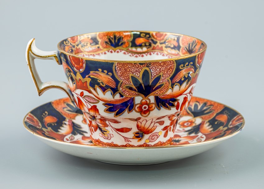 Servicio de tè. Porcelana, Inglaterra, manufactura BOOTHS RAJAH. Ca. 1920.