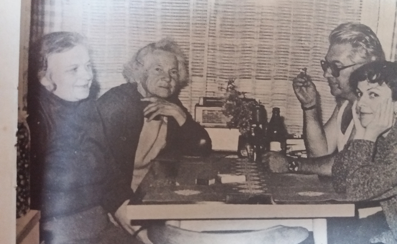 La acogedora familia de Vitia. Foto: Archivo de Cuba Ala Décima.