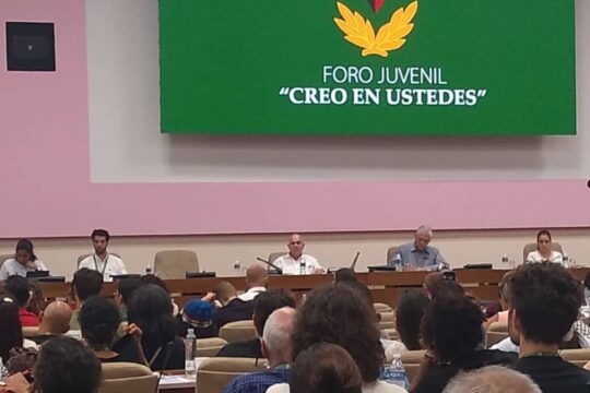 Asiste Presidente cubano a Foro juvenil en homenaje a Fidel (Cobertura Especial)